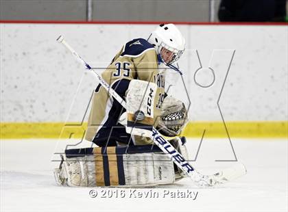 Thumbnail 3 in Notre Dame Catholic @ Xavier photogallery.
