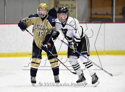 Thumbnail 2 in Notre Dame Catholic @ Xavier photogallery.