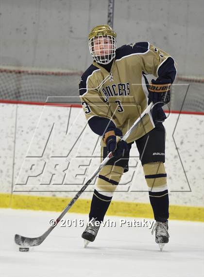 Thumbnail 3 in Notre Dame Catholic @ Xavier photogallery.