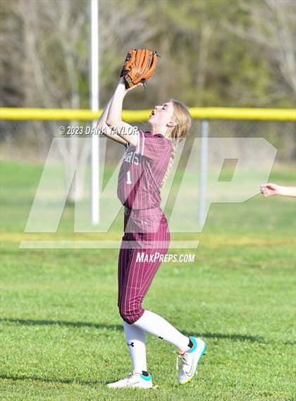 Thumbnail 1 in Early @ Millsap photogallery.