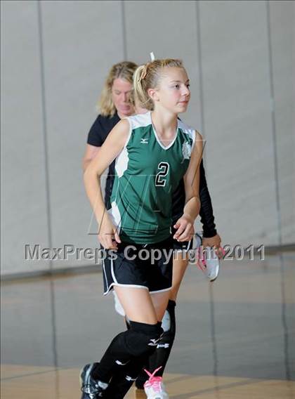 Thumbnail 3 in Siren vs. Webster photogallery.