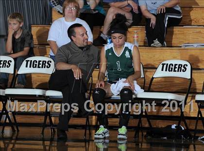 Thumbnail 1 in Siren vs. Webster photogallery.