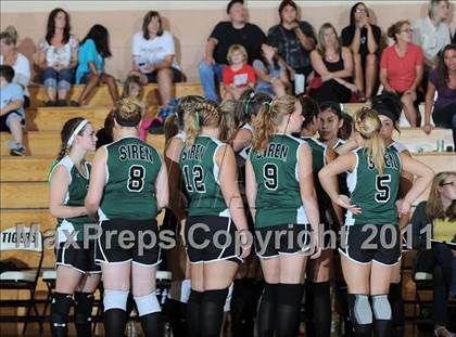 Thumbnail 3 in Siren vs. Webster photogallery.