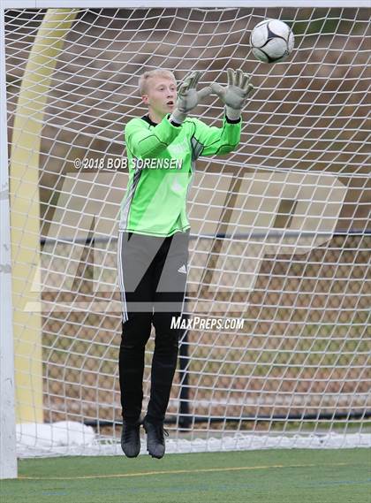 Thumbnail 3 in Southold vs Greenport (Class C Final) photogallery.