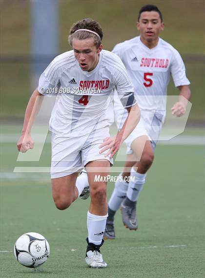 Thumbnail 2 in Southold vs Greenport (Class C Final) photogallery.