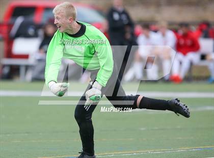 Thumbnail 3 in Southold vs Greenport (Class C Final) photogallery.