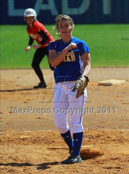 Thumbnail 1 in North Lamar vs. Harmony photogallery.