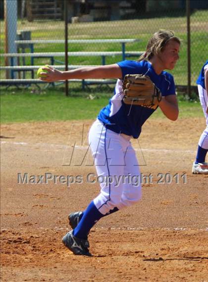 Thumbnail 1 in North Lamar vs. Harmony photogallery.