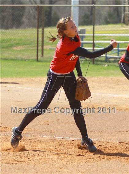 Thumbnail 2 in North Lamar vs. Harmony photogallery.