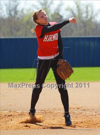 Thumbnail 2 in North Lamar vs. Harmony photogallery.