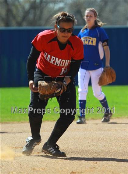 Thumbnail 2 in North Lamar vs. Harmony photogallery.