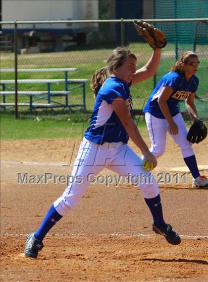 Thumbnail 2 in North Lamar vs. Harmony photogallery.