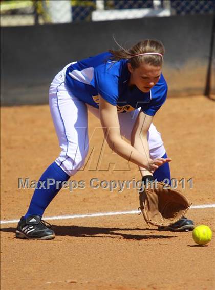 Thumbnail 3 in North Lamar vs. Harmony photogallery.