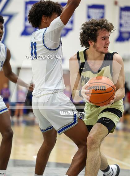 Thumbnail 2 in Noblesville @ Hamilton Southeastern photogallery.