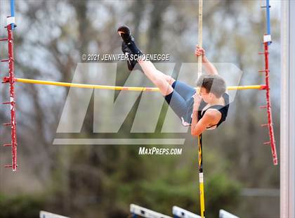 Thumbnail 1 in Shelby County 5-Way Track Meet photogallery.