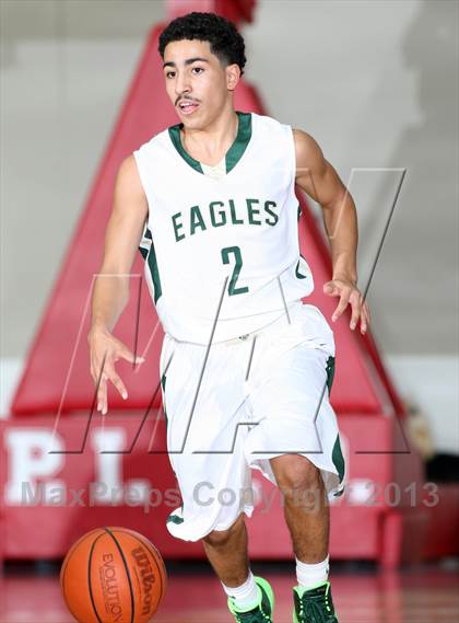 Thumbnail 3 in Fort Bend Bush vs. DeSoto (McDonald's Texas Invitational) photogallery.