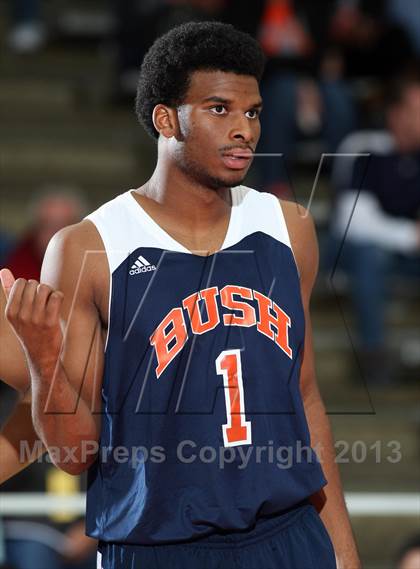 Thumbnail 3 in Fort Bend Bush vs. DeSoto (McDonald's Texas Invitational) photogallery.