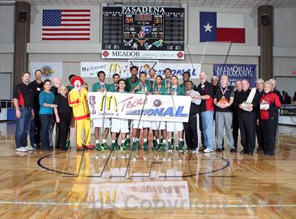 Thumbnail 1 in Fort Bend Bush vs. DeSoto (McDonald's Texas Invitational) photogallery.