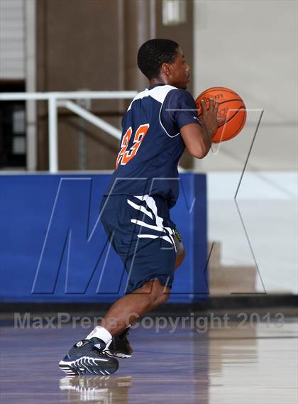 Thumbnail 2 in Fort Bend Bush vs. DeSoto (McDonald's Texas Invitational) photogallery.