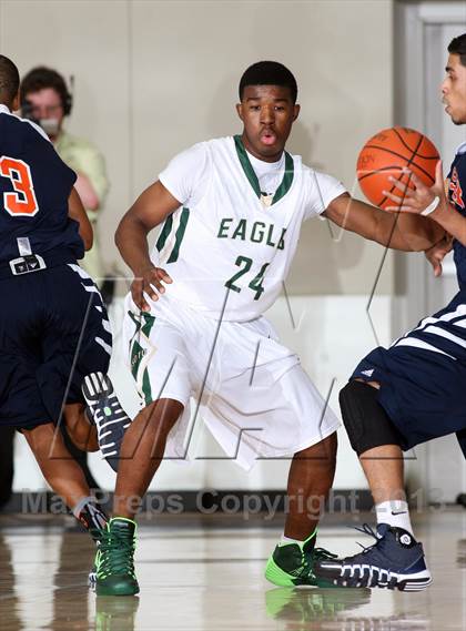 Thumbnail 1 in Fort Bend Bush vs. DeSoto (McDonald's Texas Invitational) photogallery.