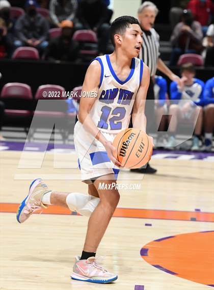 Thumbnail 3 in Holbrook vs. Camp Verde (AIA 3A Quarterfinal) photogallery.