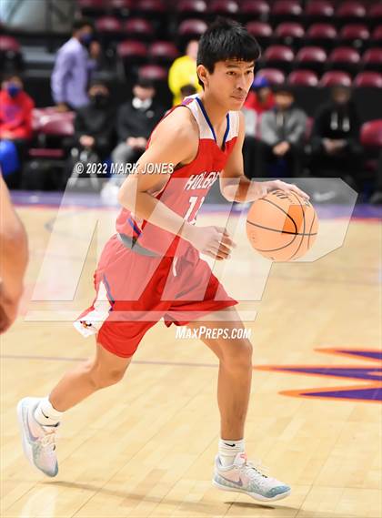 Thumbnail 2 in Holbrook vs. Camp Verde (AIA 3A Quarterfinal) photogallery.