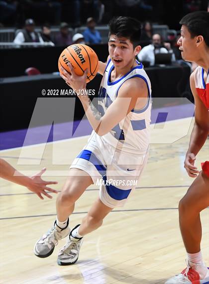 Thumbnail 1 in Holbrook vs. Camp Verde (AIA 3A Quarterfinal) photogallery.