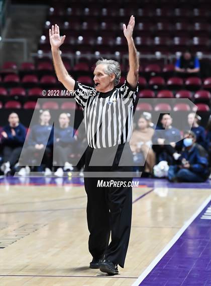 Thumbnail 1 in Holbrook vs. Camp Verde (AIA 3A Quarterfinal) photogallery.