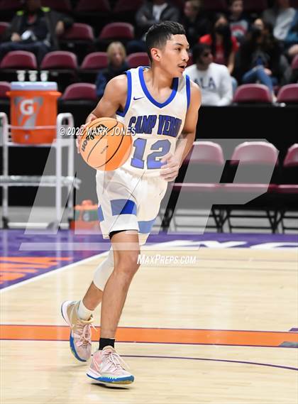 Thumbnail 3 in Holbrook vs. Camp Verde (AIA 3A Quarterfinal) photogallery.