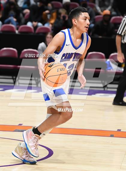 Thumbnail 3 in Holbrook vs. Camp Verde (AIA 3A Quarterfinal) photogallery.