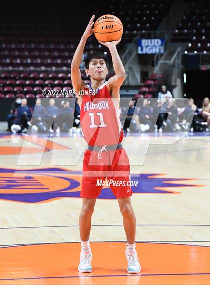 Thumbnail 3 in Holbrook vs. Camp Verde (AIA 3A Quarterfinal) photogallery.