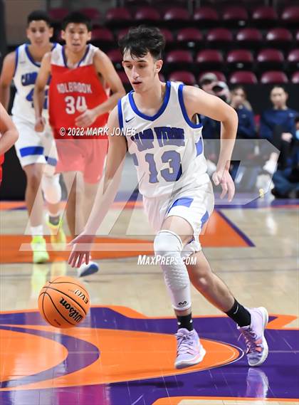Thumbnail 2 in Holbrook vs. Camp Verde (AIA 3A Quarterfinal) photogallery.