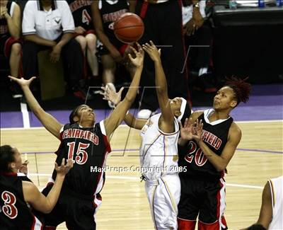 Thumbnail 1 in Fairfield vs. Oakland Tech (NorCal D1 Final)#2 photogallery.