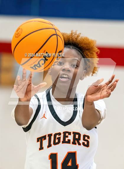 Thumbnail 2 in South View vs. Cape Fear Christian Academy (MLK Dream Jam 2024) photogallery.
