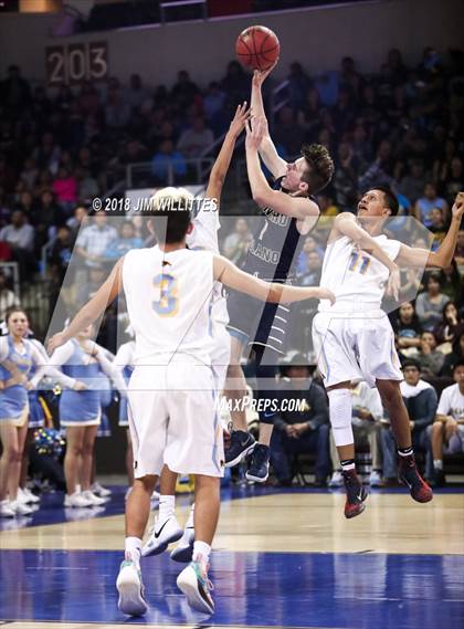 Thumbnail 2 in Alchesay vs. Rancho Solano Prep (AIA 2A Final) photogallery.