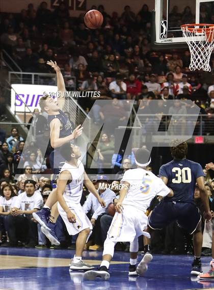 Thumbnail 2 in Alchesay vs. Rancho Solano Prep (AIA 2A Final) photogallery.