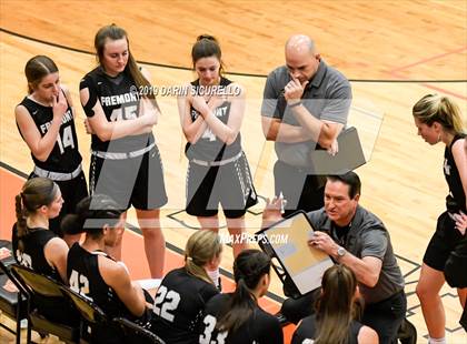 Thumbnail 3 in Fremont vs. Sacred Heart Cathedral Preparatory (NIKE Tournament of Champions) photogallery.