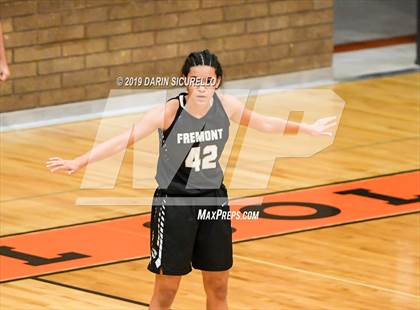 Thumbnail 1 in Fremont vs. Sacred Heart Cathedral Preparatory (NIKE Tournament of Champions) photogallery.