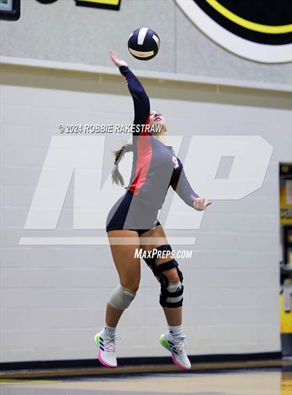 Thumbnail 2 in Rockwall-Heath vs North Forney (Crandall Tournament) photogallery.