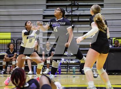 Thumbnail 1 in Rockwall-Heath vs North Forney (Crandall Tournament) photogallery.