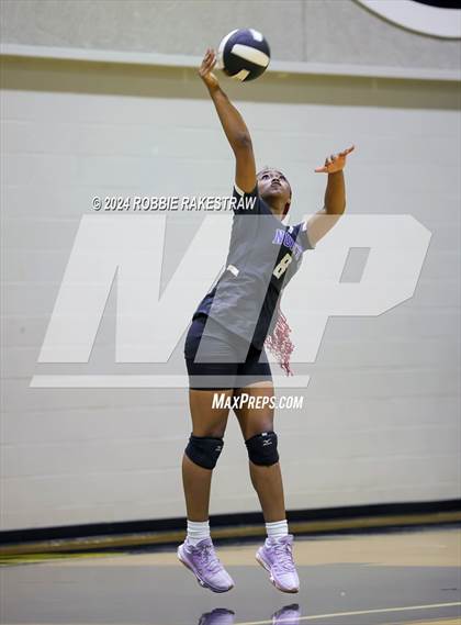 Thumbnail 3 in Rockwall-Heath vs North Forney (Crandall Tournament) photogallery.