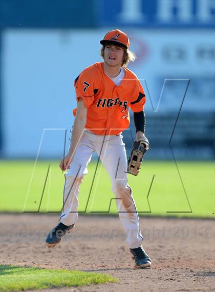 Thumbnail 3 in Notre Dame vs. Lyndonville (NYSPHSAA Section 5 Class DD Semifinal) photogallery.