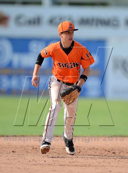 Thumbnail 2 in Notre Dame vs. Lyndonville (NYSPHSAA Section 5 Class DD Semifinal) photogallery.