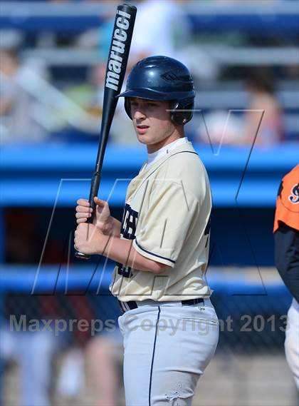 Thumbnail 1 in Notre Dame vs. Lyndonville (NYSPHSAA Section 5 Class DD Semifinal) photogallery.