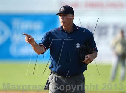 Thumbnail 2 in Notre Dame vs. Lyndonville (NYSPHSAA Section 5 Class DD Semifinal) photogallery.