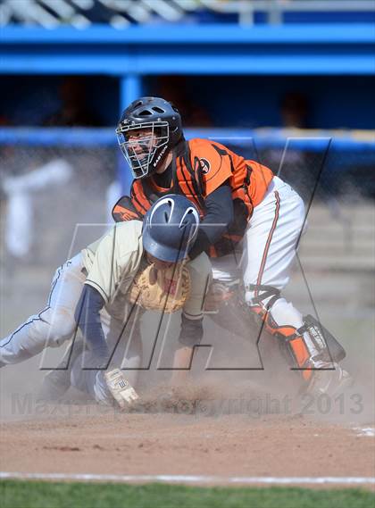 Thumbnail 2 in Notre Dame vs. Lyndonville (NYSPHSAA Section 5 Class DD Semifinal) photogallery.