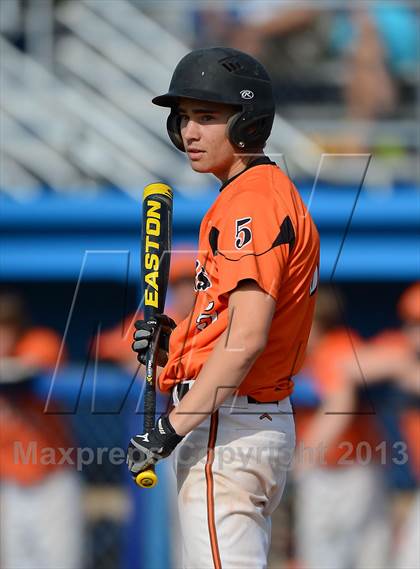Thumbnail 1 in Notre Dame vs. Lyndonville (NYSPHSAA Section 5 Class DD Semifinal) photogallery.