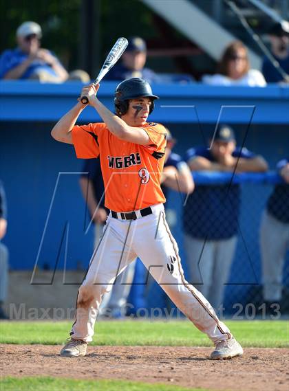 Thumbnail 1 in Notre Dame vs. Lyndonville (NYSPHSAA Section 5 Class DD Semifinal) photogallery.