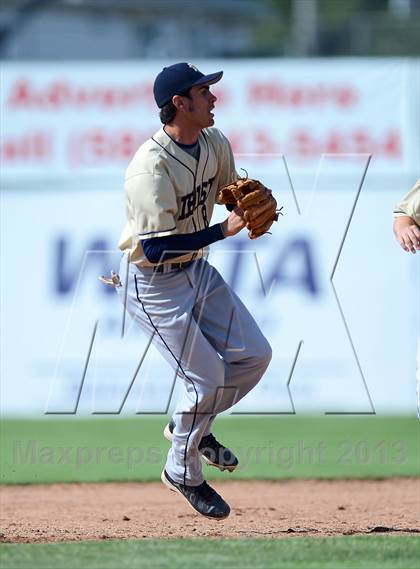 Thumbnail 3 in Notre Dame vs. Lyndonville (NYSPHSAA Section 5 Class DD Semifinal) photogallery.
