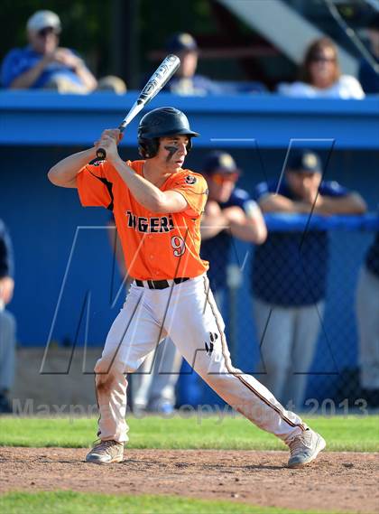 Thumbnail 2 in Notre Dame vs. Lyndonville (NYSPHSAA Section 5 Class DD Semifinal) photogallery.